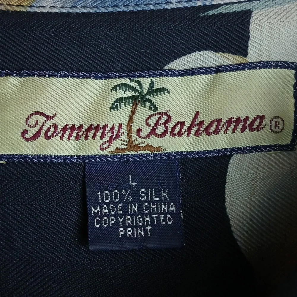Tommy Bahama Men L 100% Silk Pinup Girl Pineapple Shirt Hawaiian Retro Resort
